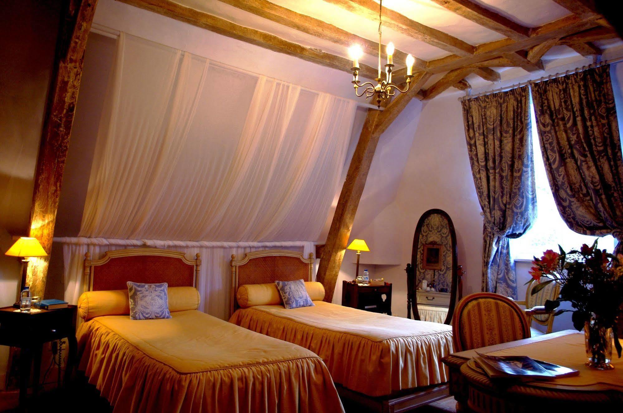Domaine De Chatenay - Le Mans Saint-Saturnin  Esterno foto