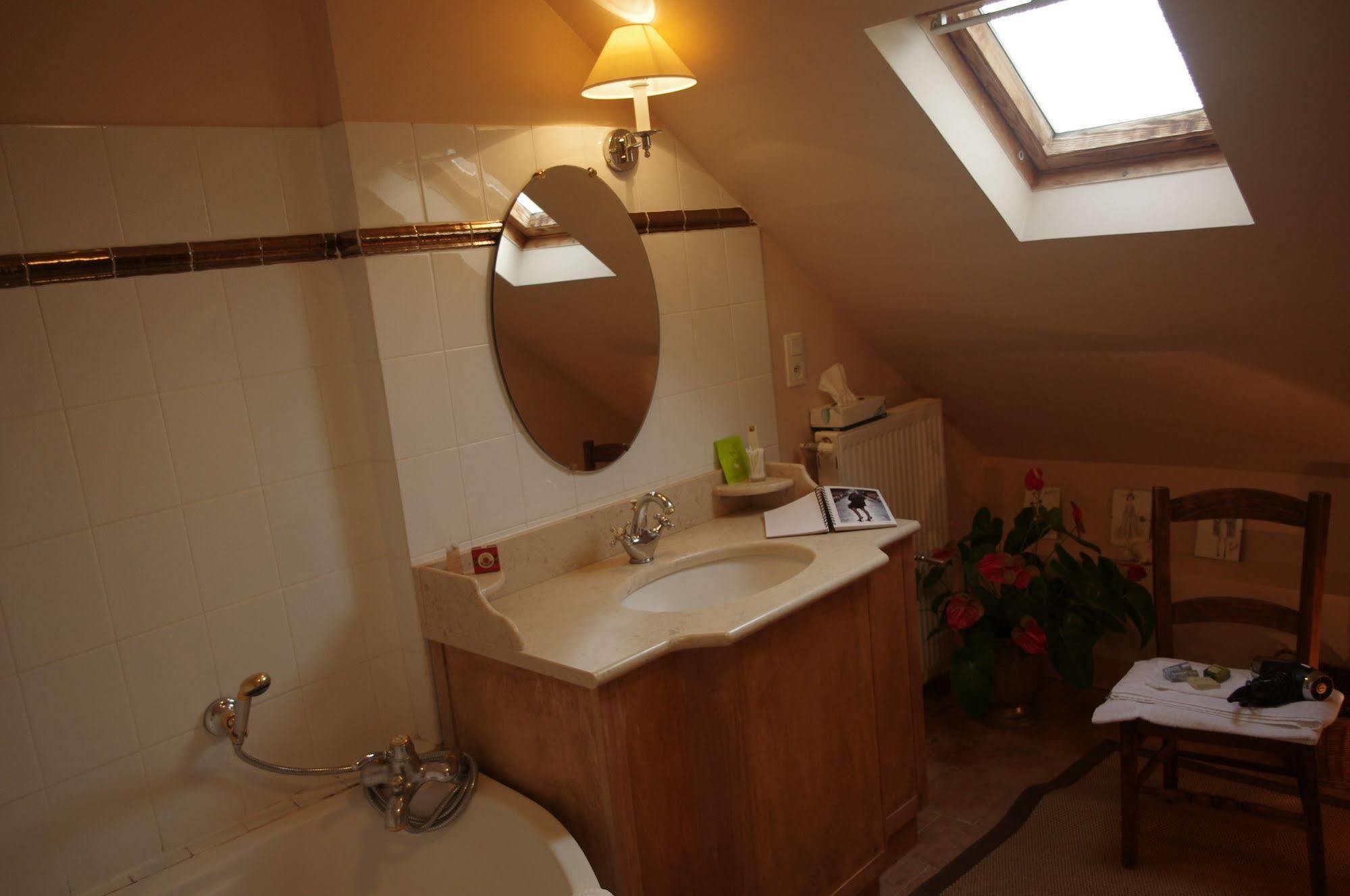 Domaine De Chatenay - Le Mans Saint-Saturnin  Esterno foto